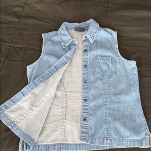 Jean Vest